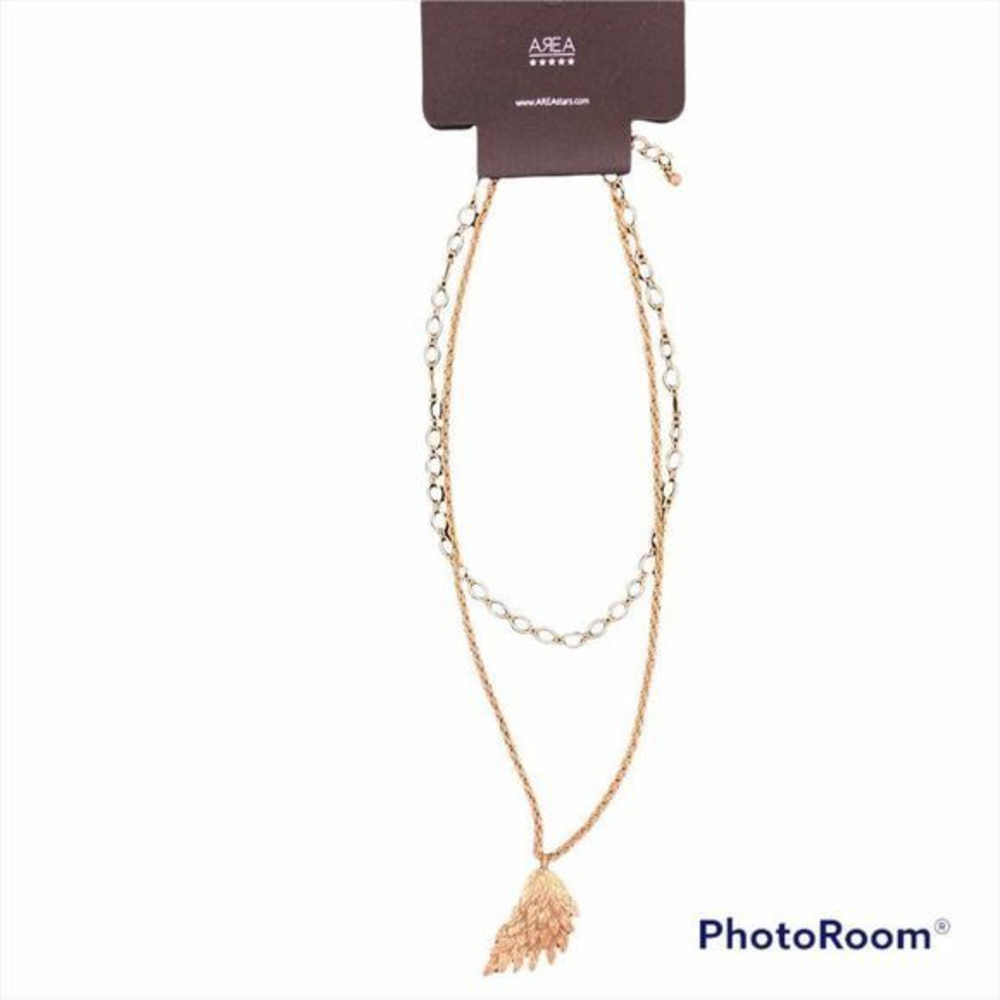 🌿4/$35🌿NWT AREA‎ STARS Gold Angel Wing Necklace